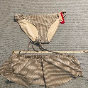 Xhilaration Women's Seersucker Ruffle Bikini Top NWOT